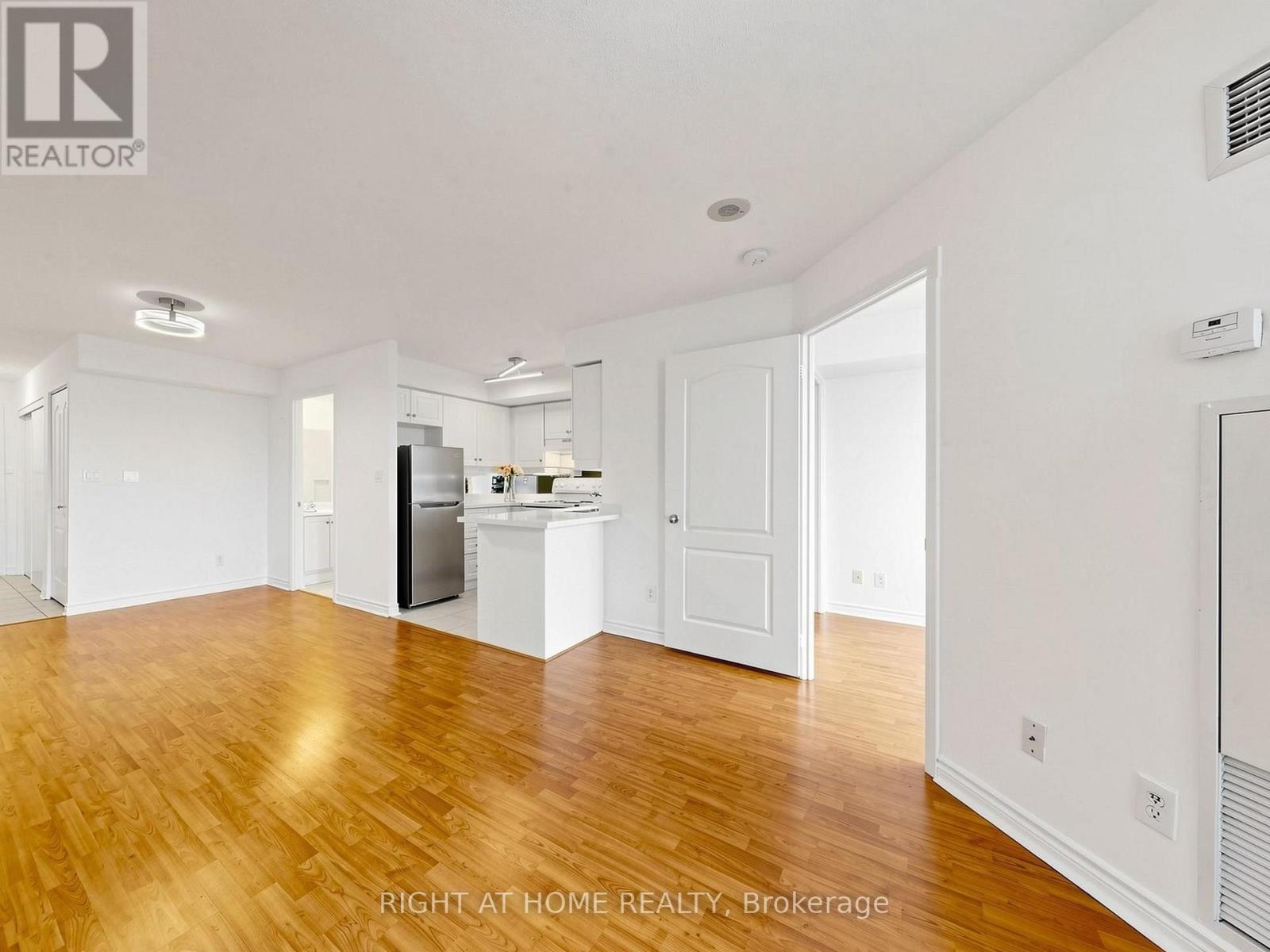 606 - 8 Rean Drive, Toronto, Ontario  M2K 1H1 - Photo 15 - C13648716