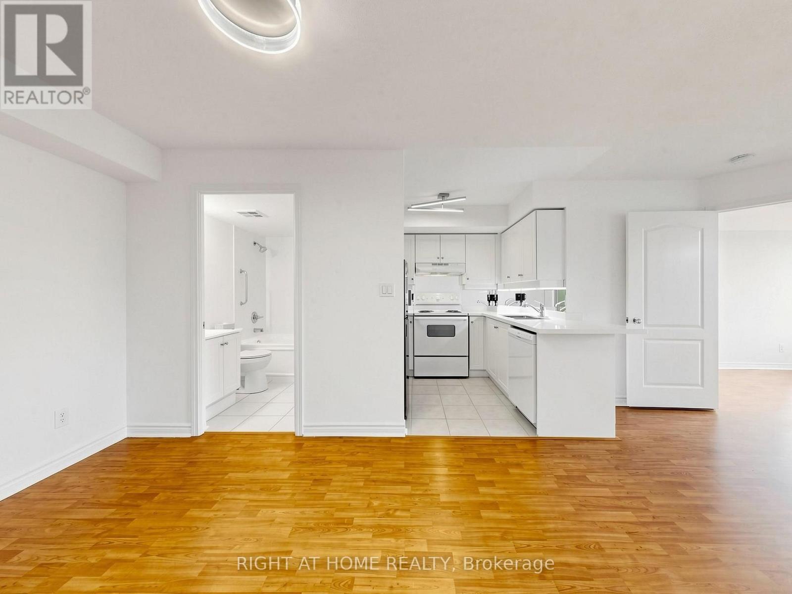 606 - 8 Rean Drive, Toronto, Ontario  M2K 1H1 - Photo 17 - C13648716