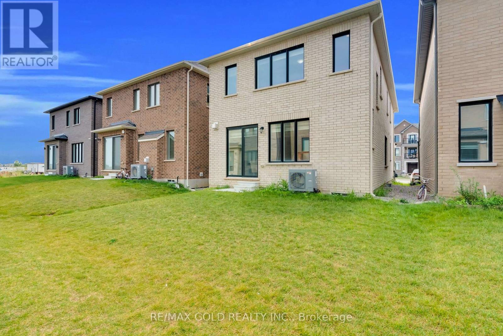 287 Gordon Krantz Avenue, Milton, Ontario  L9E 1N9 - Photo 43 - W13650232