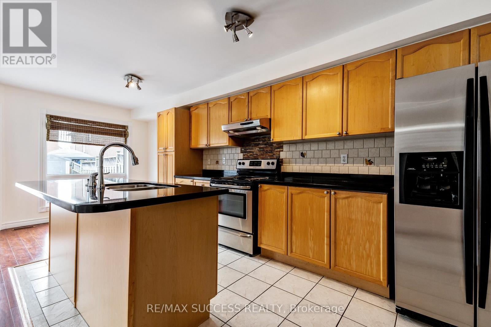 3752 Milkwood Crescent, Mississauga, Ontario L5N 8H3 - Photo 13 - W13650284