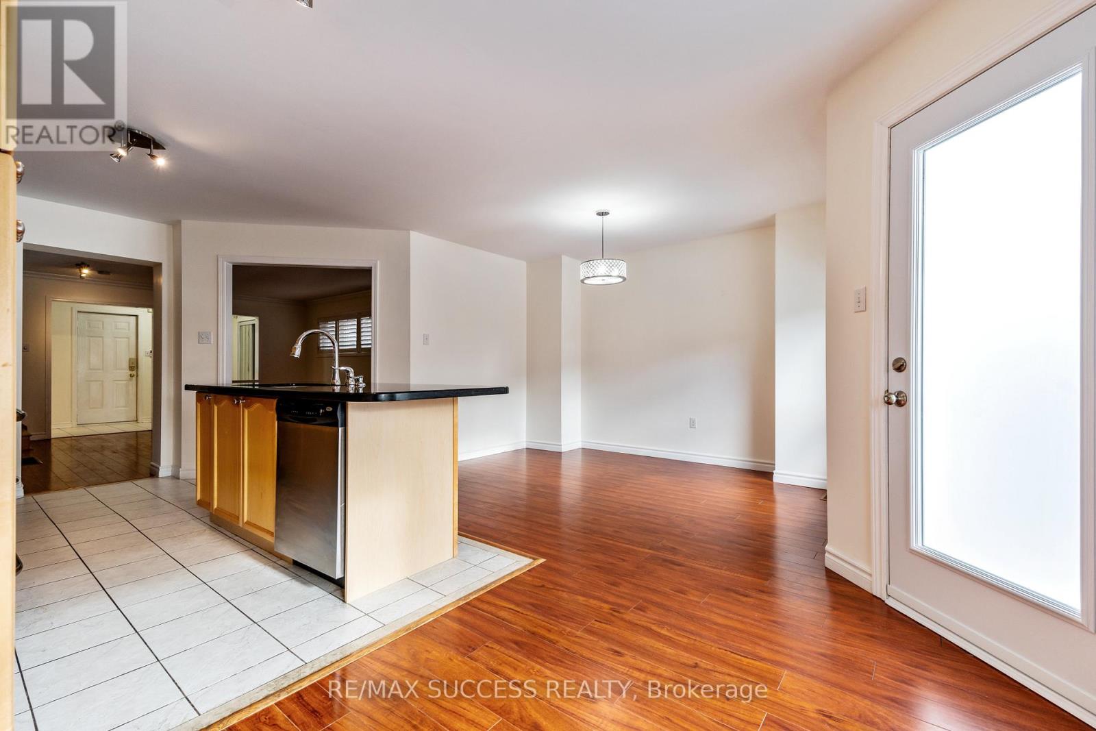3752 Milkwood Crescent, Mississauga, Ontario L5N 8H3 - Photo 16 - W13650284