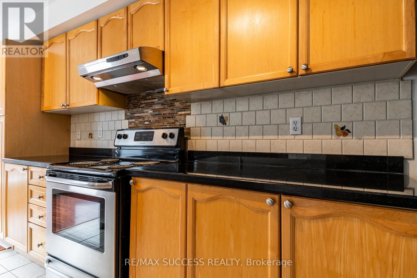 3752 Milkwood Crescent, Mississauga, Ontario L5N 8H3 - Photo 17 - W13650284