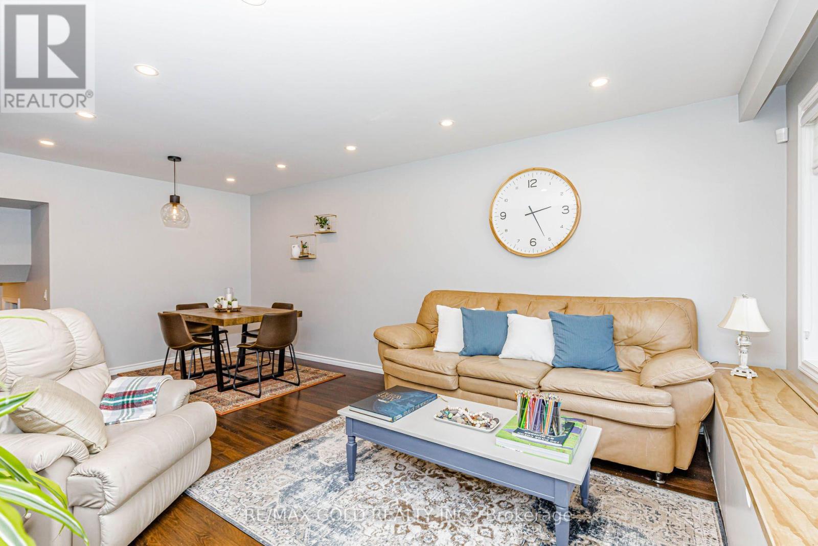 45 Grange Drive, Brampton, Ontario  L6X 2H1 - Photo 6 - W13650312