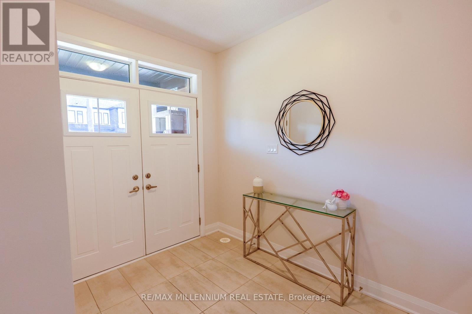 25 Lipscott Drive, Caledon, Ontario  L7C 4J7 - Photo 4 - W13650380