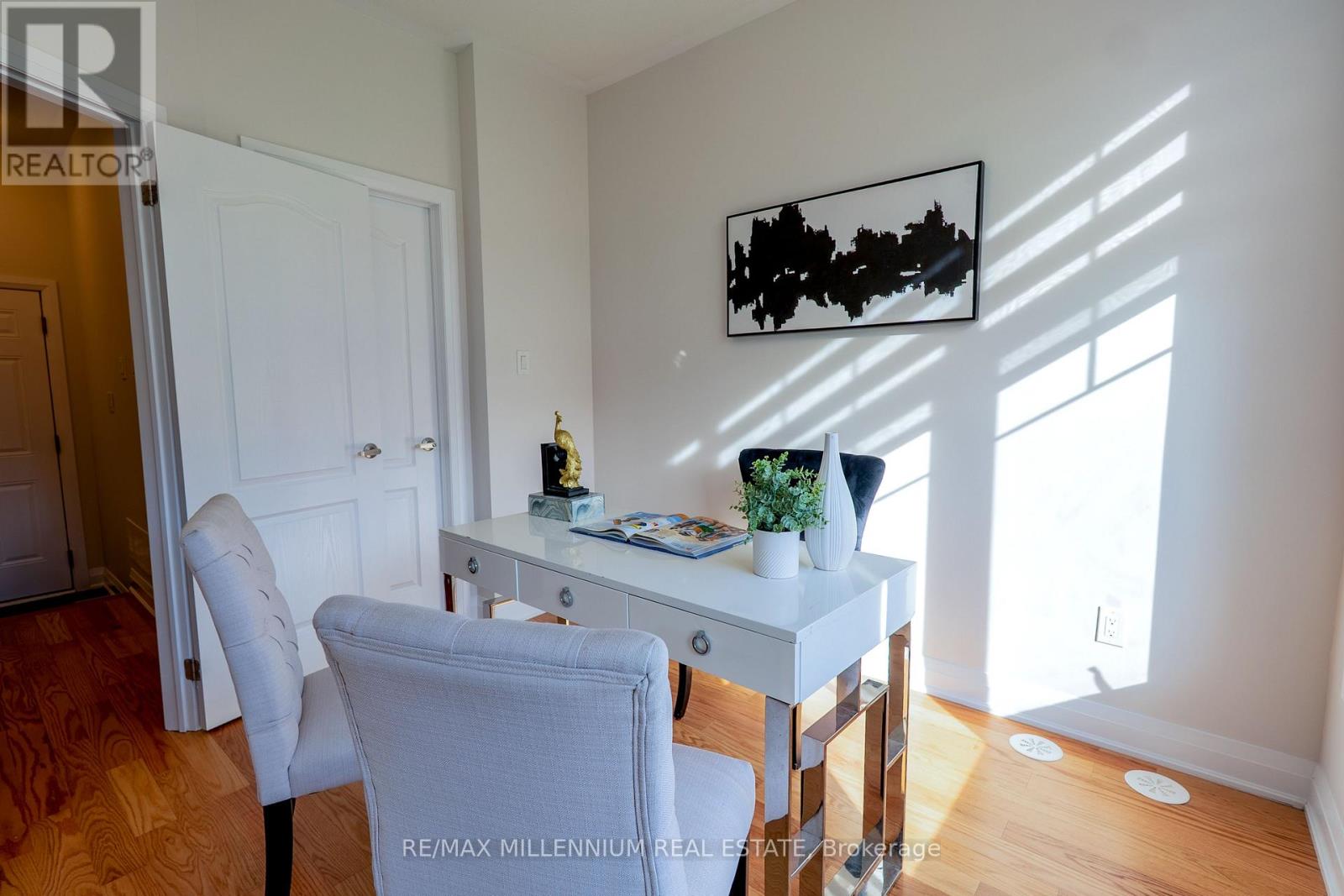 25 Lipscott Drive, Caledon, Ontario  L7C 4J7 - Photo 7 - W13650380