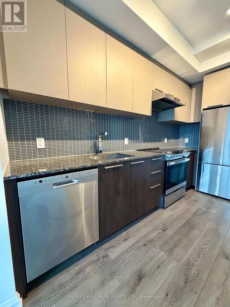 703 - 4208 Dundas Street W, Toronto, Ontario  M8X 1Y6 - Photo 5 - W13650404