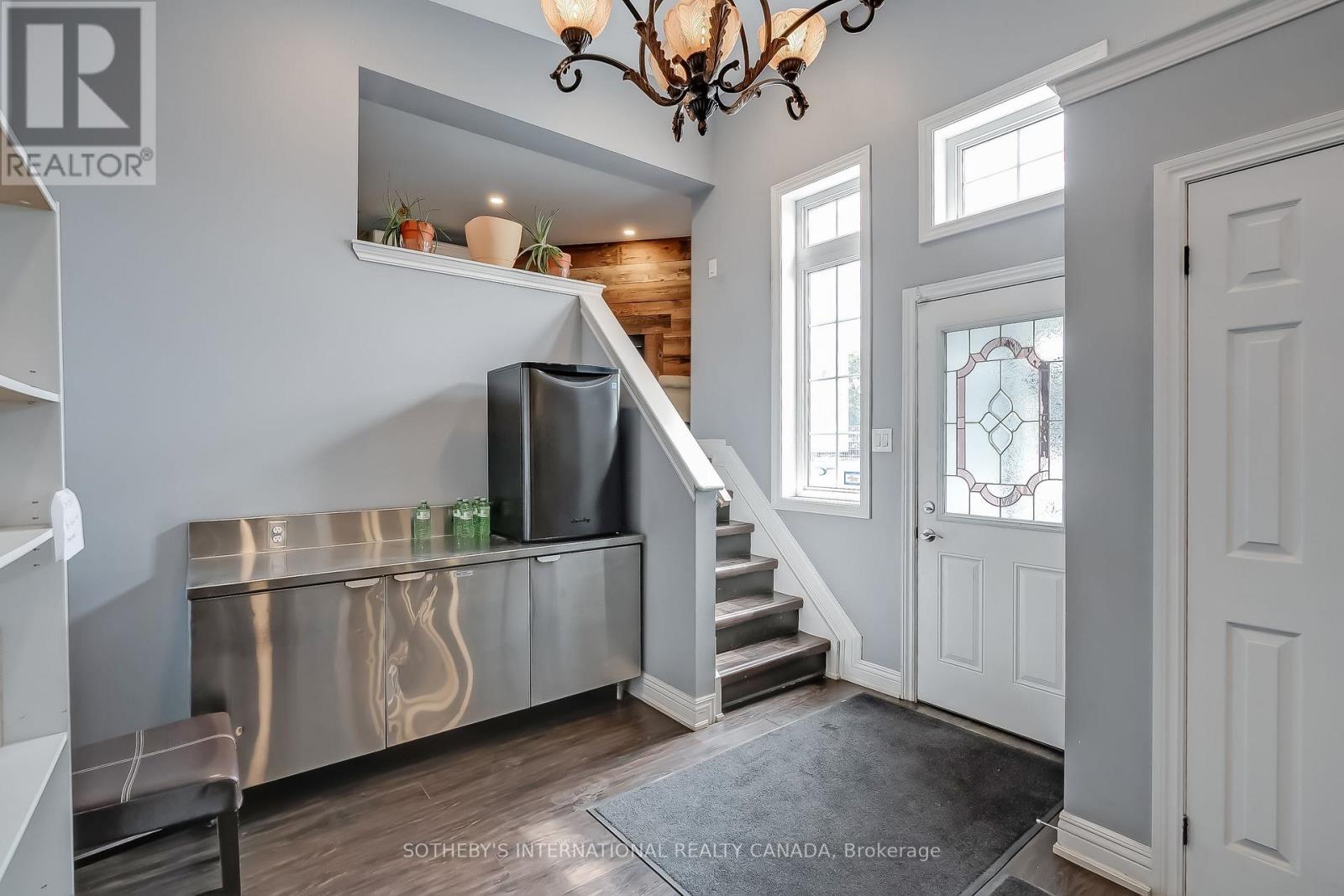 1 - 1505 Speers Road, Oakville, Ontario  L6L 2X5 - Photo 4 - W13537080