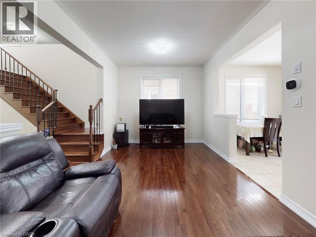 30 Walbrook Road, Brampton, Ontario  L6X 4N4 - Photo 4 - 40854205