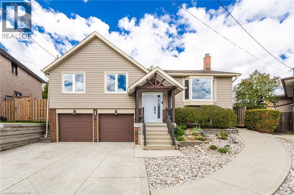 118 NAPOLI Drive, Hamilton, Ontario