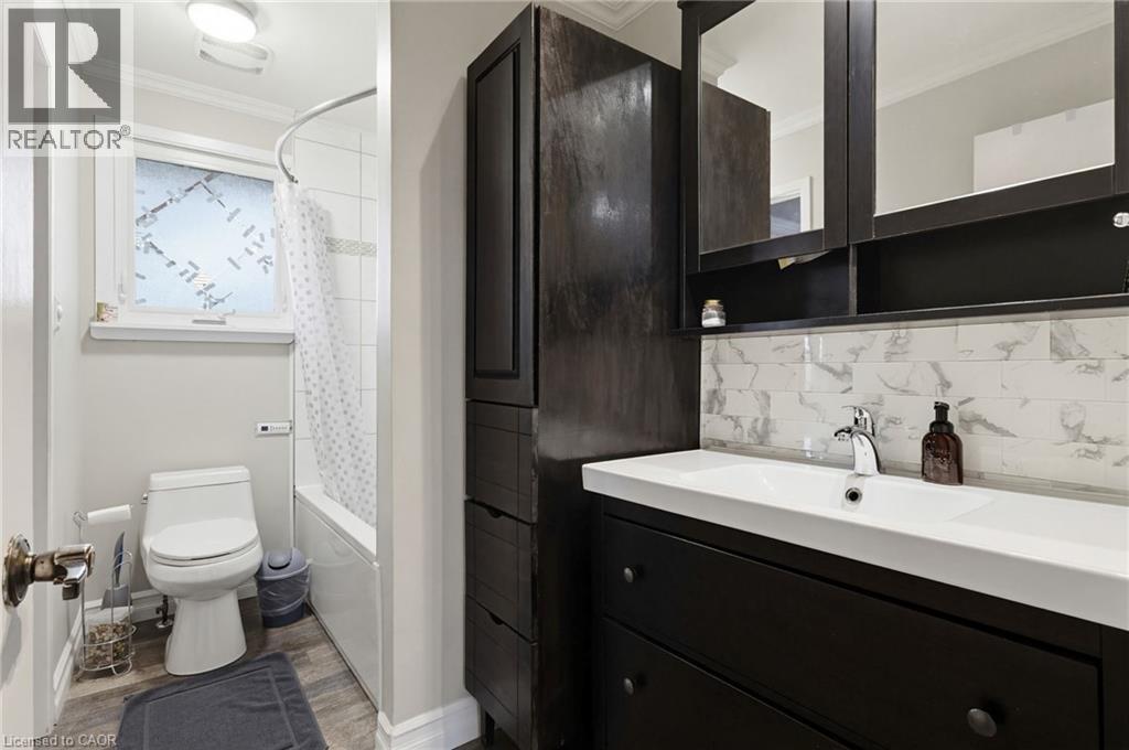 118 Napoli Drive, Hamilton, Ontario  L9C 6X2 - Photo 24 - 40854181