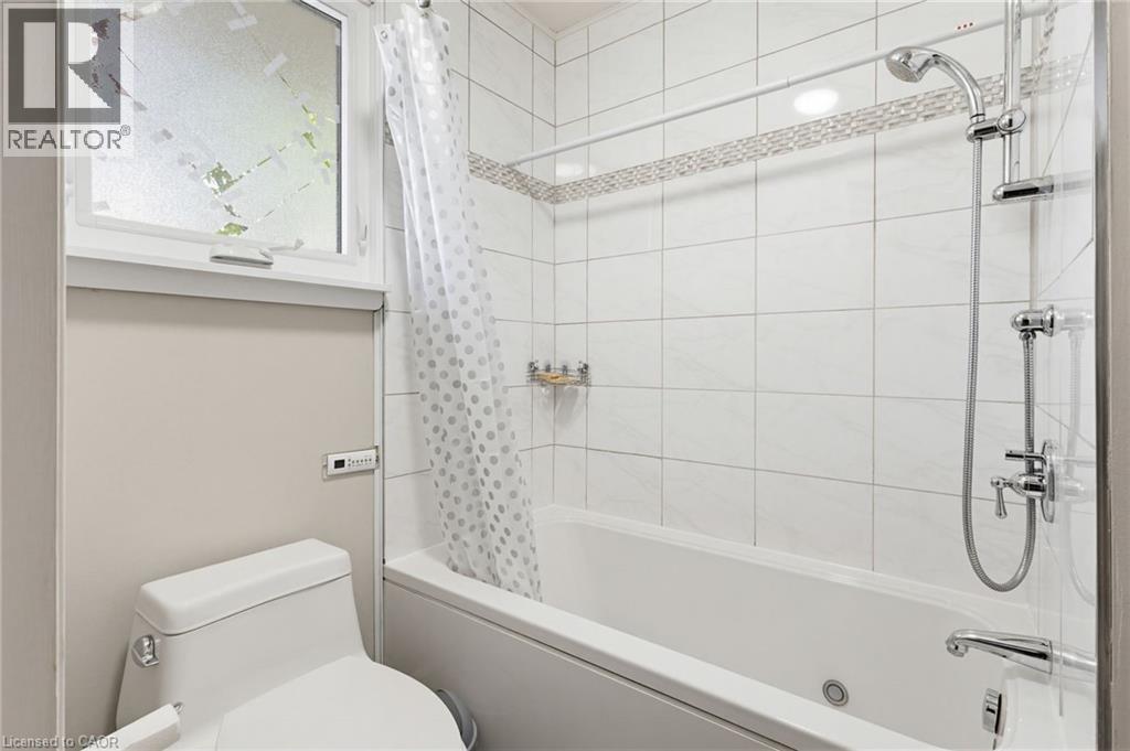 118 Napoli Drive, Hamilton, Ontario  L9C 6X2 - Photo 25 - 40854181