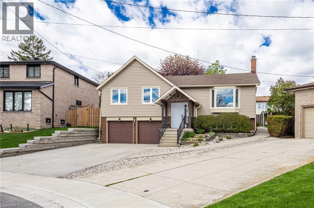 118 Napoli Drive, Hamilton, Ontario  L9C 6X2 - Photo 3 - 40854181