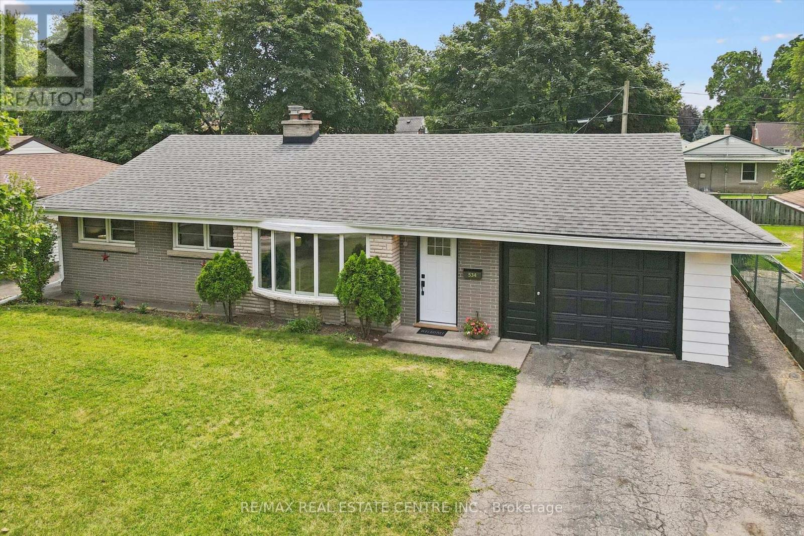 534 Bishop Street N, Cambridge, Ontario  N3H 2K5 - Photo 3 - X13650200