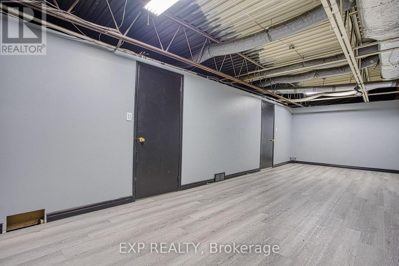 112 Ormond Street S, Thorold, Ontario  L2V 3Y1 - Photo 12 - X13650288