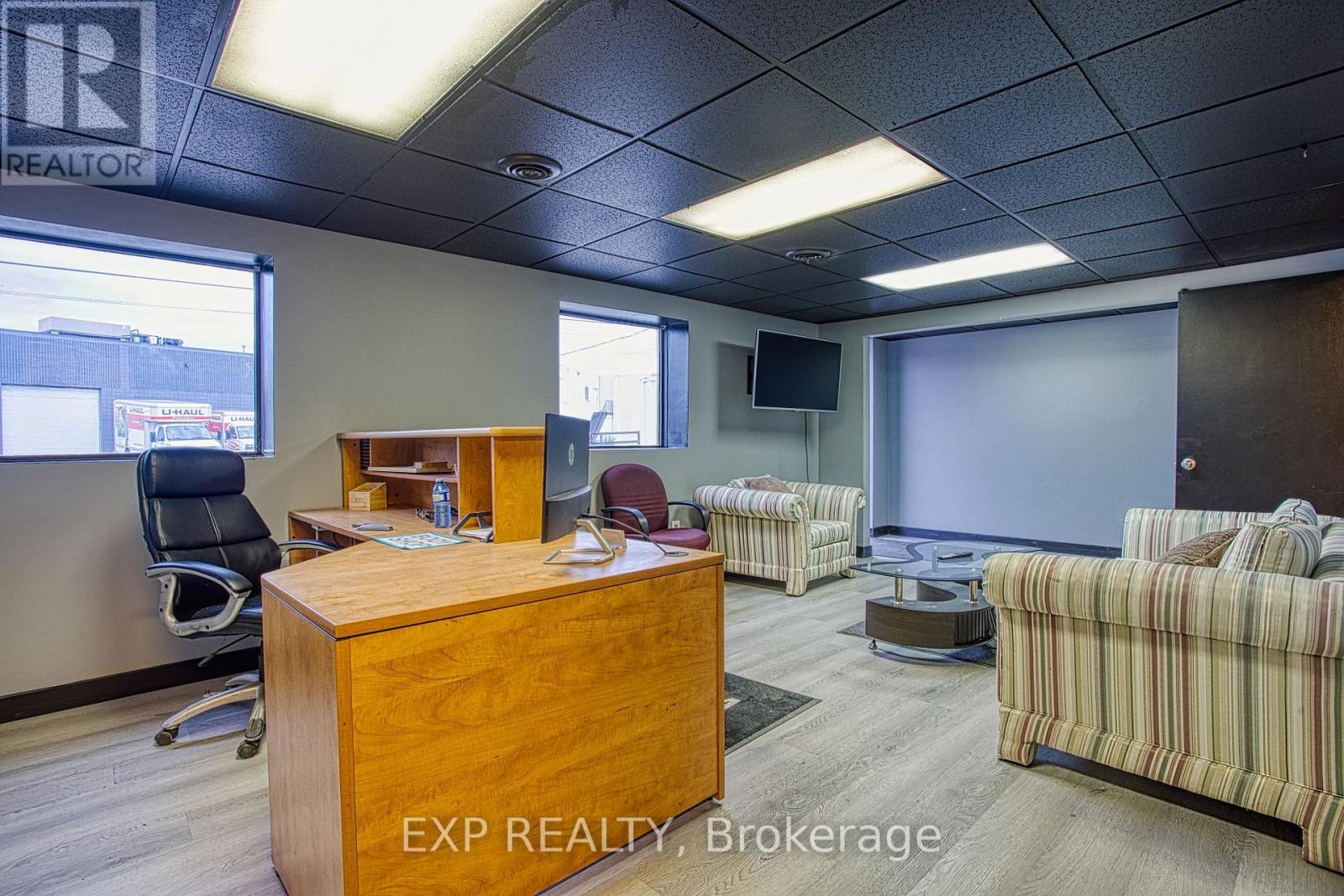 112 Ormond Street S, Thorold, Ontario  L2V 3Y1 - Photo 7 - X13650288