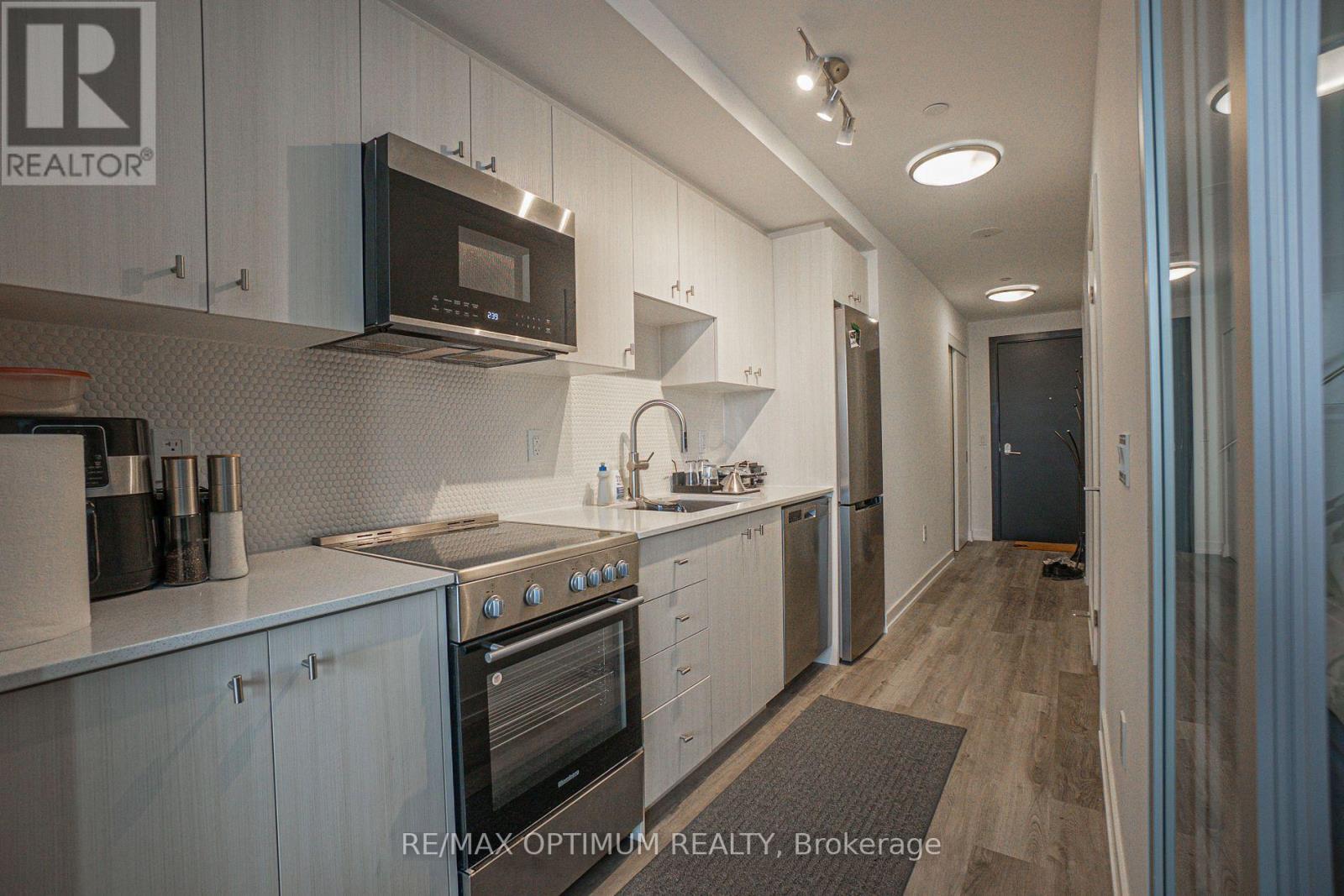 603 - 15 Wellington Street, Kitchener, Ontario  N2G 0E4 - Photo 4 - X13650326