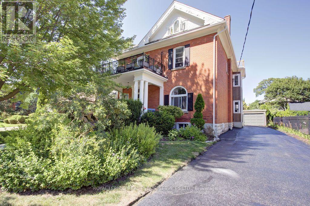 120 HIBERNIA STREET, Stratford, Ontario