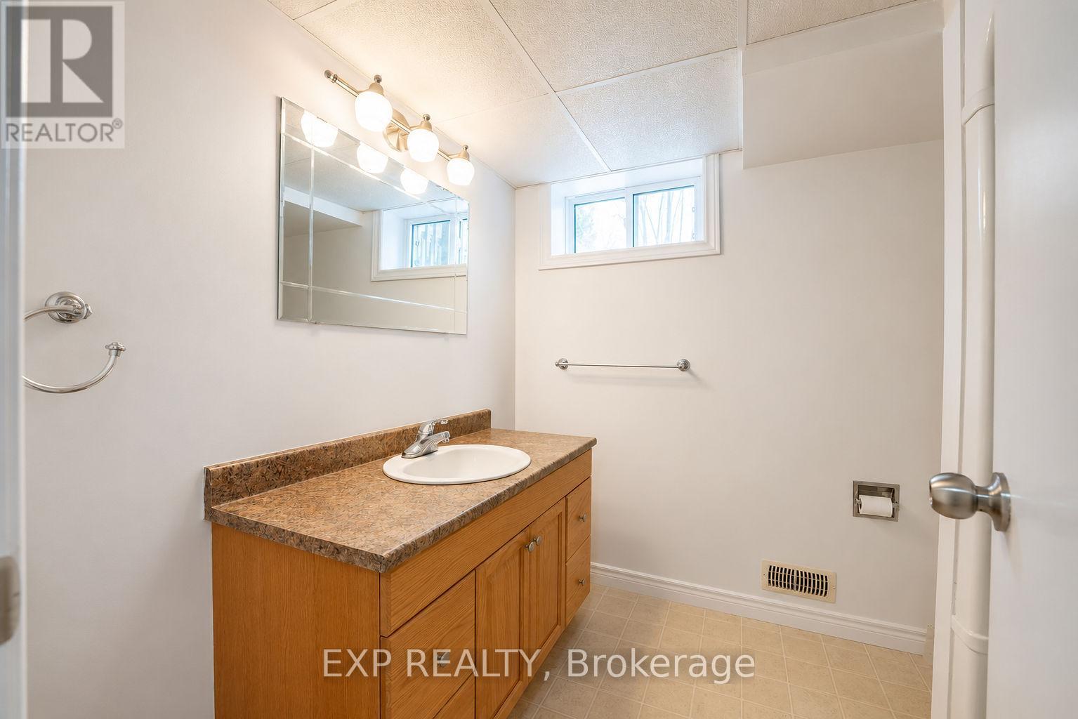 1235 Michael Street, London East, Ontario  N5V 2H4 - Photo 21 - X13650340