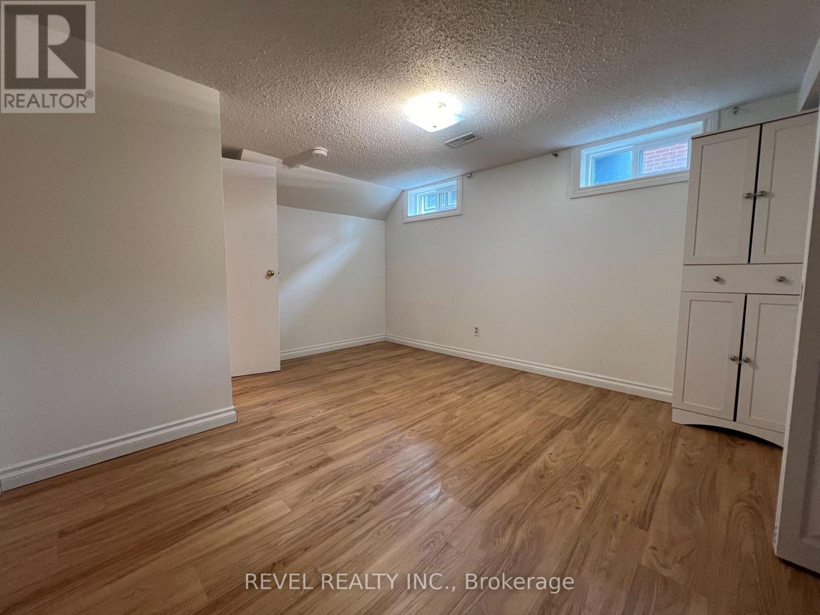 Lower - 9 Collingwood Street, Guelph, Ontario  N1E 3R2 - Photo 3 - X13650342