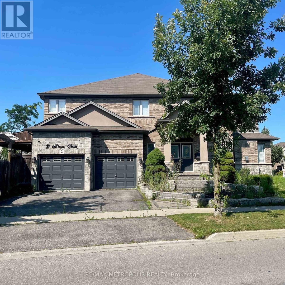 2 DOON CREEK STREET