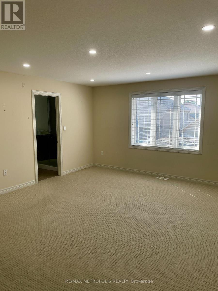 2 Doon Creek Street, Kitchener, Ontario  N2P 2R3 - Photo 17 - X13650348