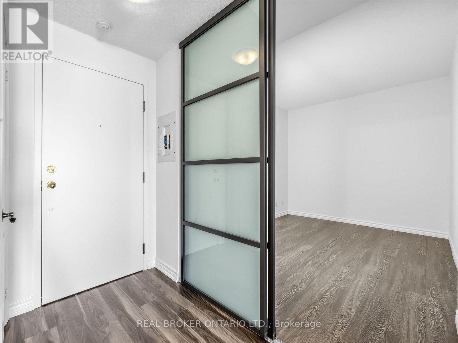 1011 - 135 James Street S, Hamilton, Ontario  L8P 2Z6 - Photo 2 - X13650356
