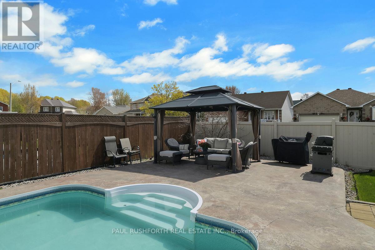 356 Centenaire Street, Russell, Ontario  K0A 1W0 - Photo 41 - X13556130