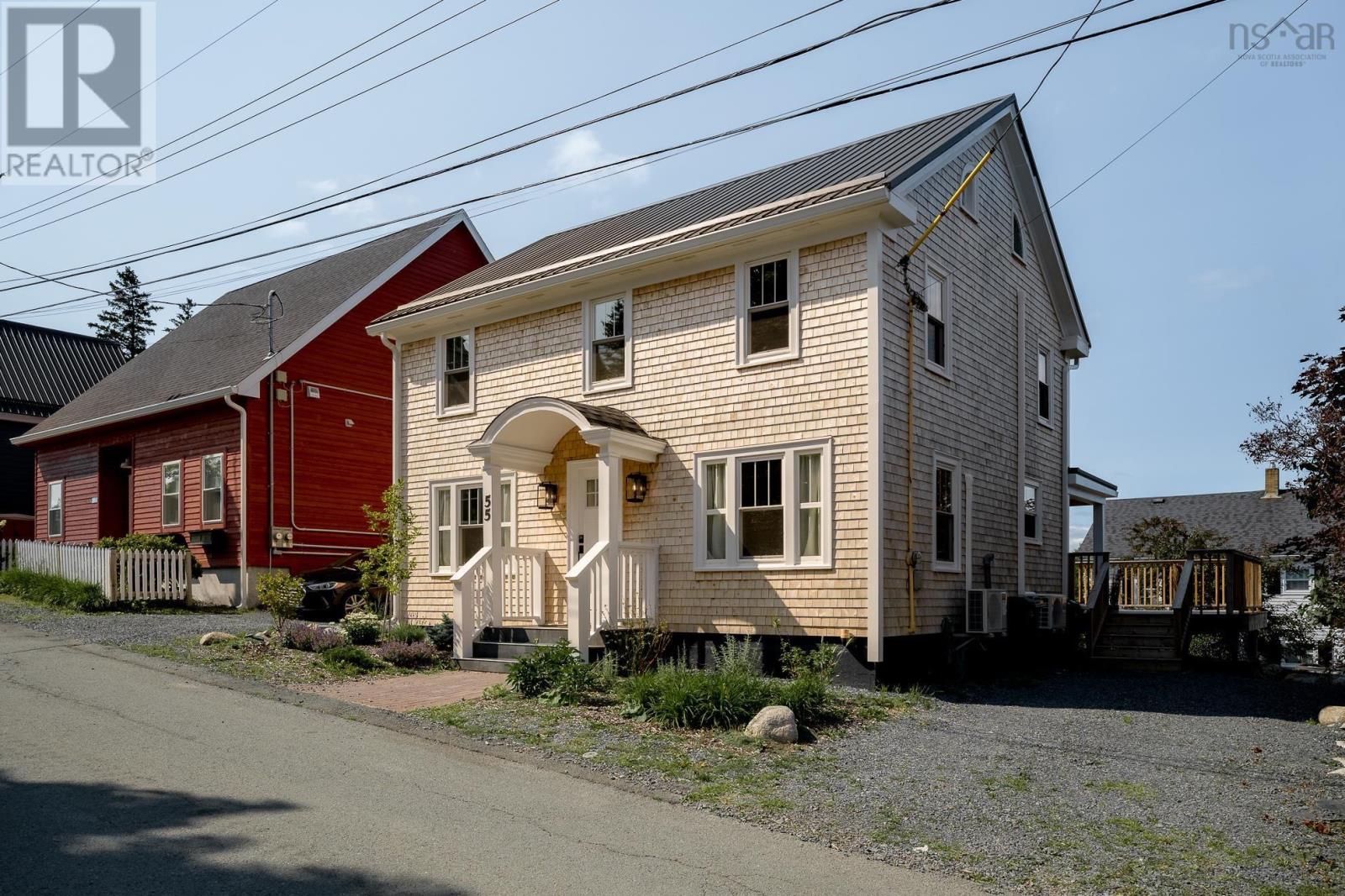 55 Lawrence Street, Lunenburg, Nova Scotia