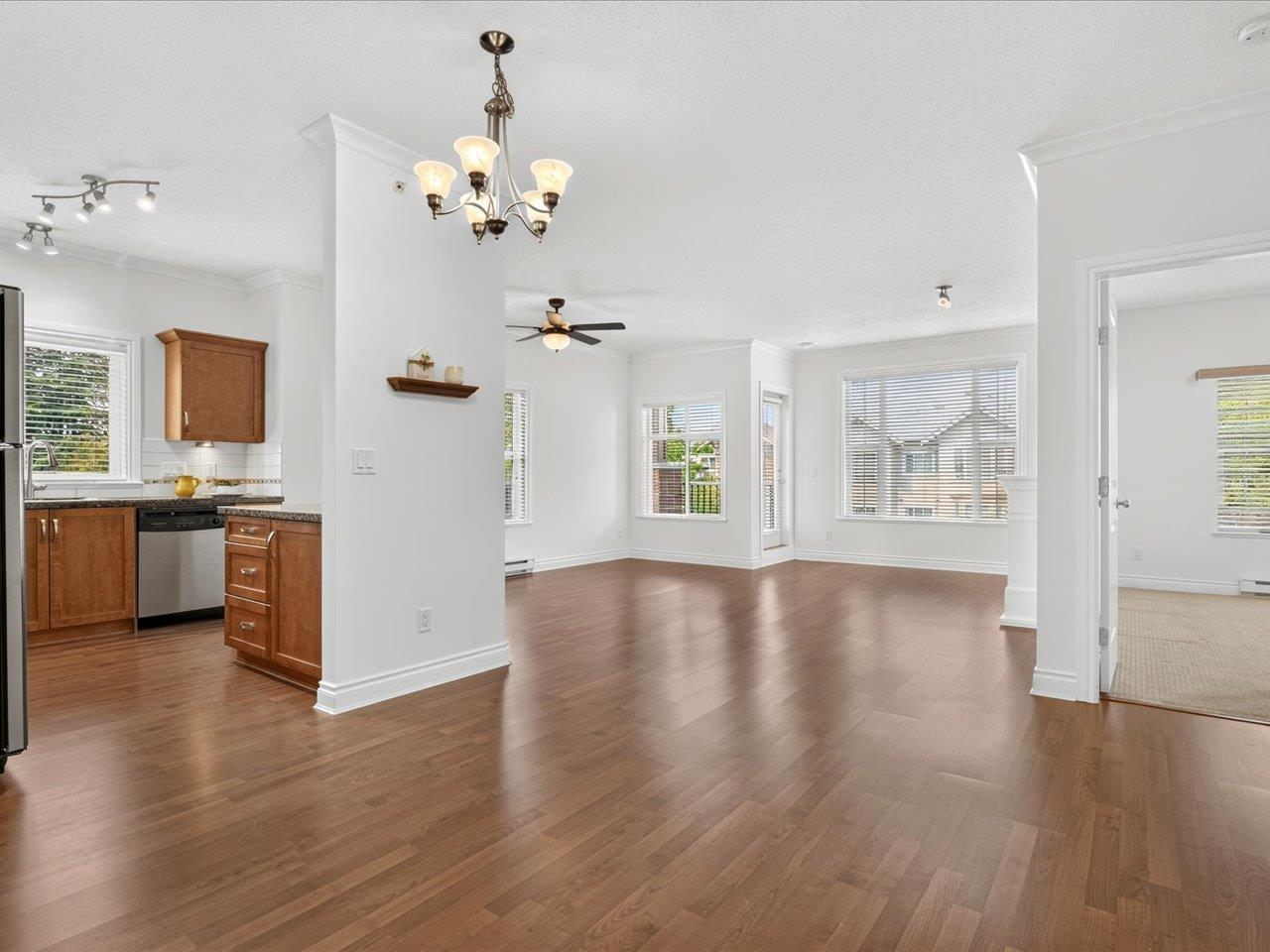 407 20286 53a Avenue, Langley, British Columbia  V3A 0A8 - Photo 4 - R3153435