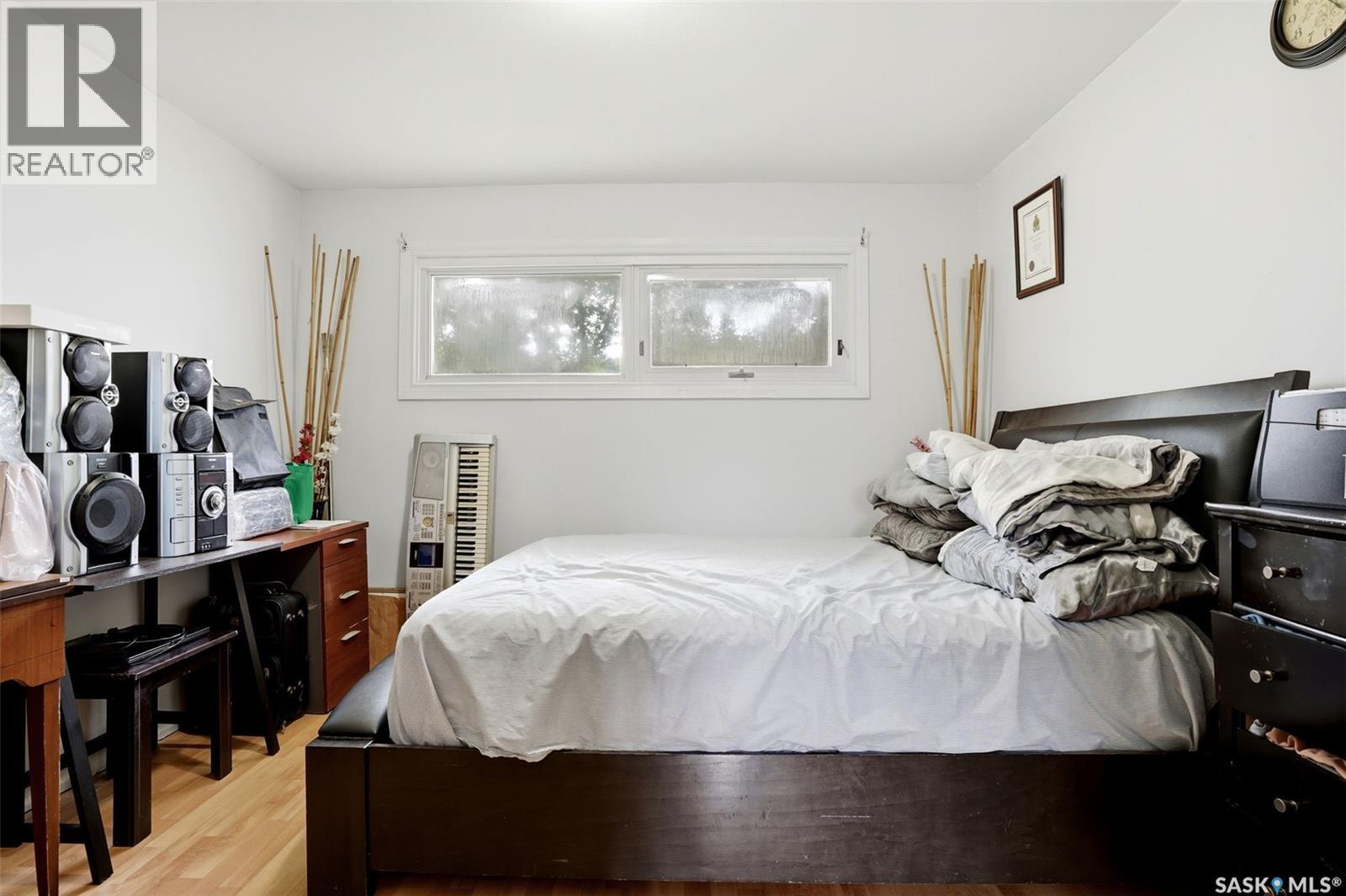 15 Ottawa Place, Regina, Saskatchewan  S4R 2V6 - Photo 6 - SK044835