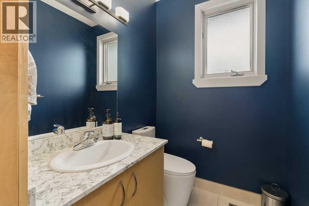 202 26 Avenue NW, Calgary, Alberta  T2M 2C9 - Photo 17 - A2334557