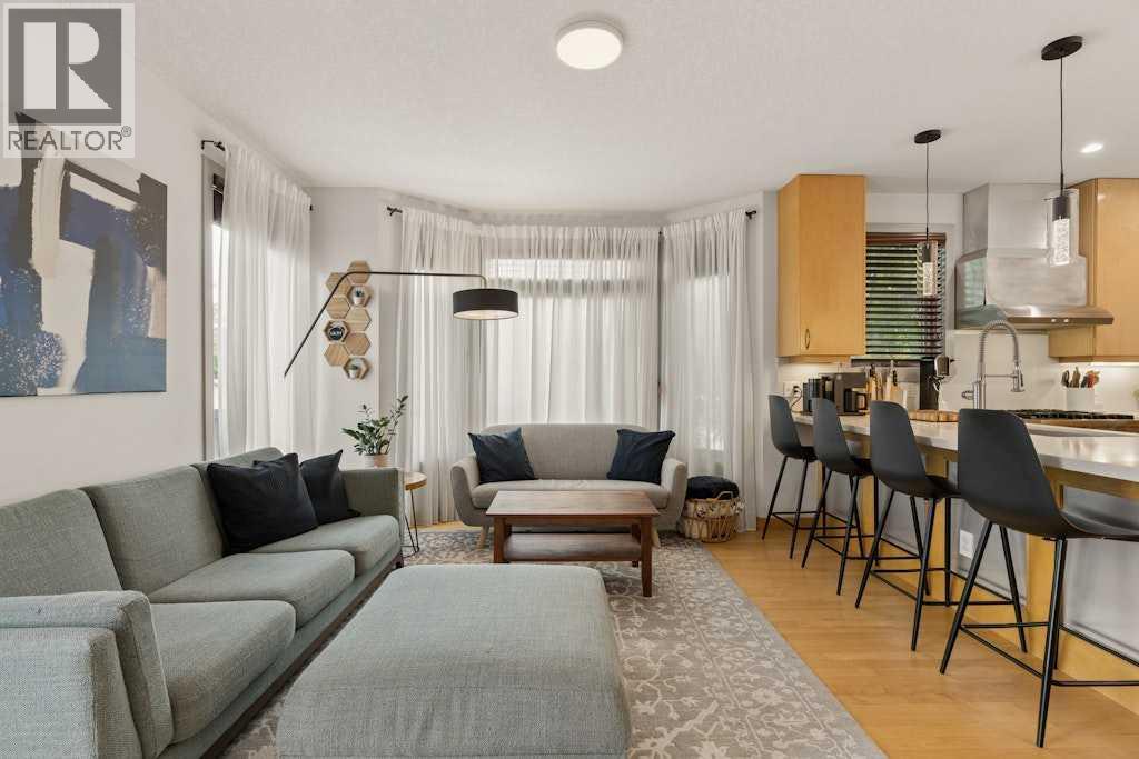202 26 Avenue NW, Calgary, Alberta  T2M 2C9 - Photo 5 - A2334557