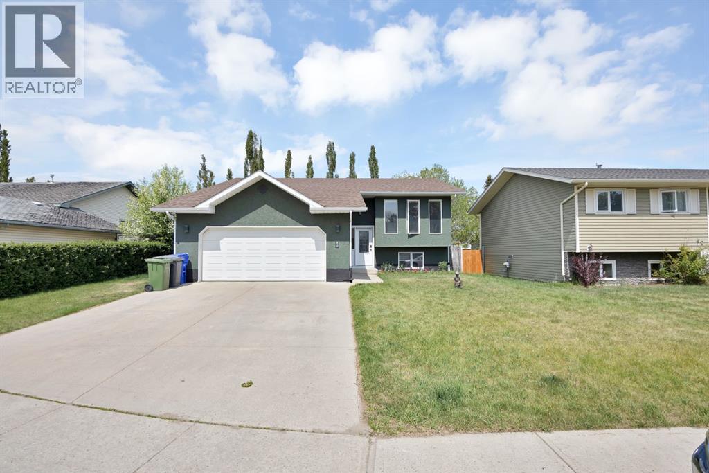 38 Balsam Crescent, Olds, Alberta  T4H 1L1 - Photo 4 - A2335530