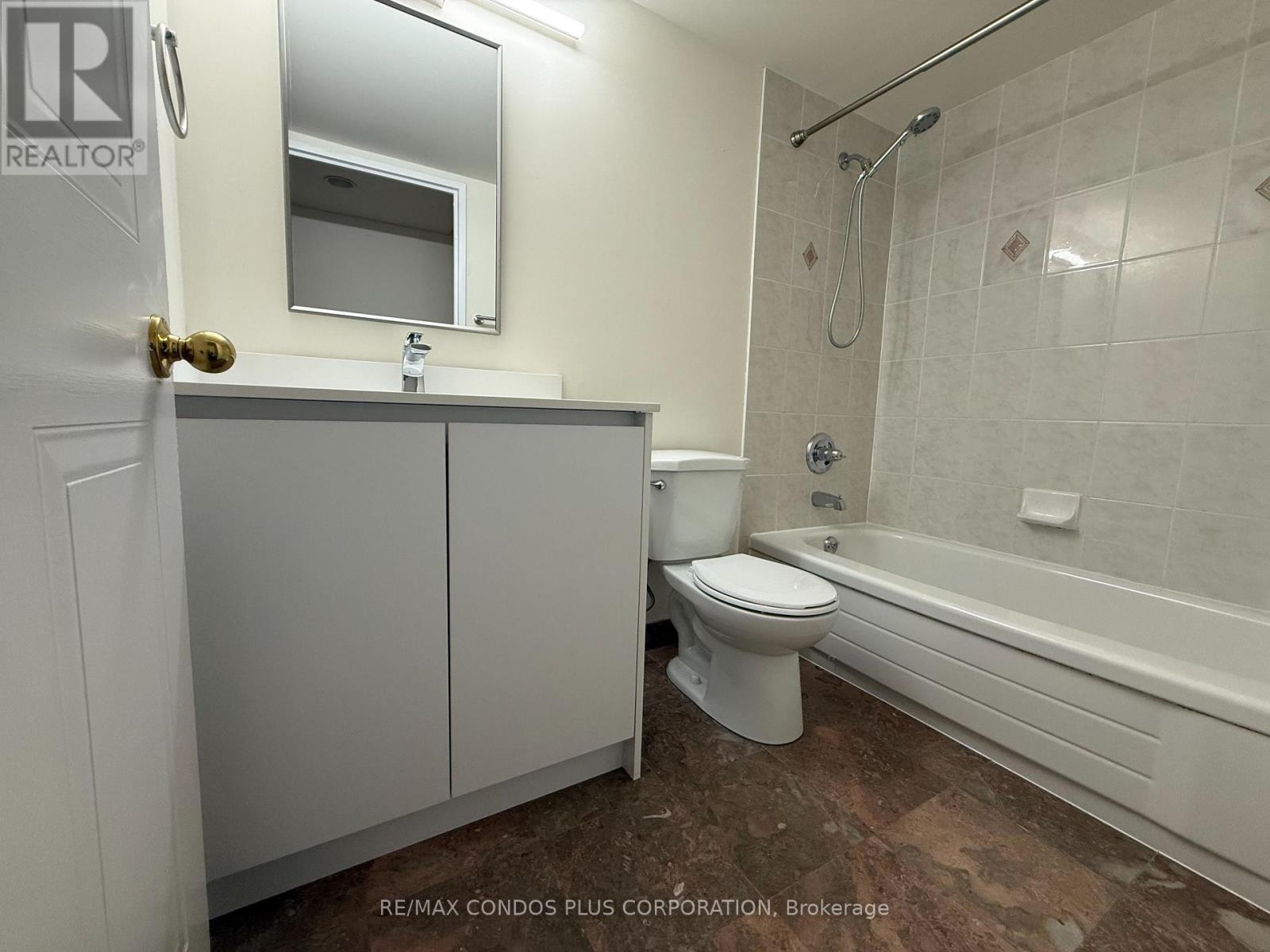 2506 - 750 Bay Street, Toronto, Ontario  M5G 1N6 - Photo 8 - C13639200