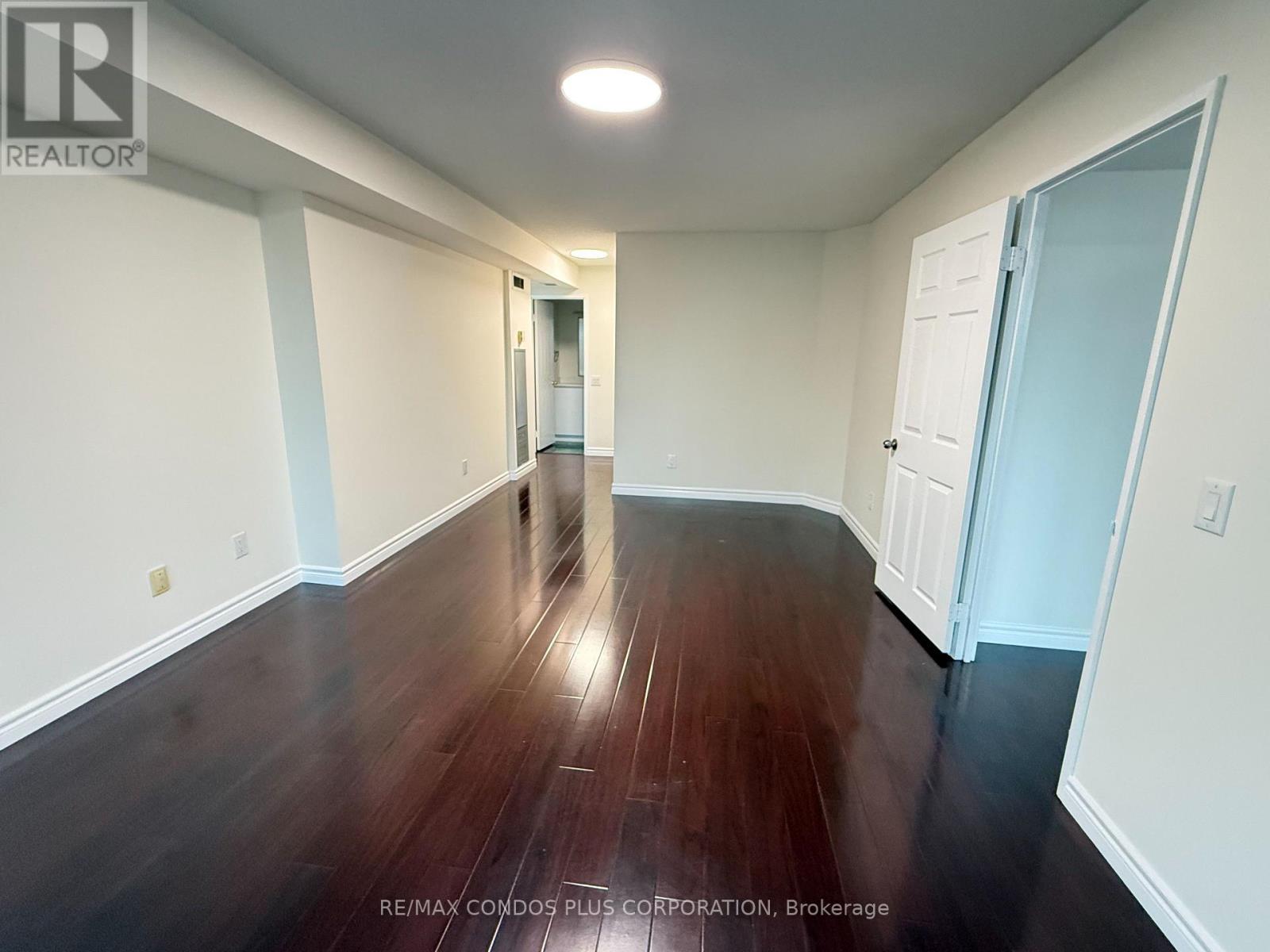 2506 - 750 Bay Street, Toronto, Ontario  M5G 1N6 - Photo 12 - C13639200