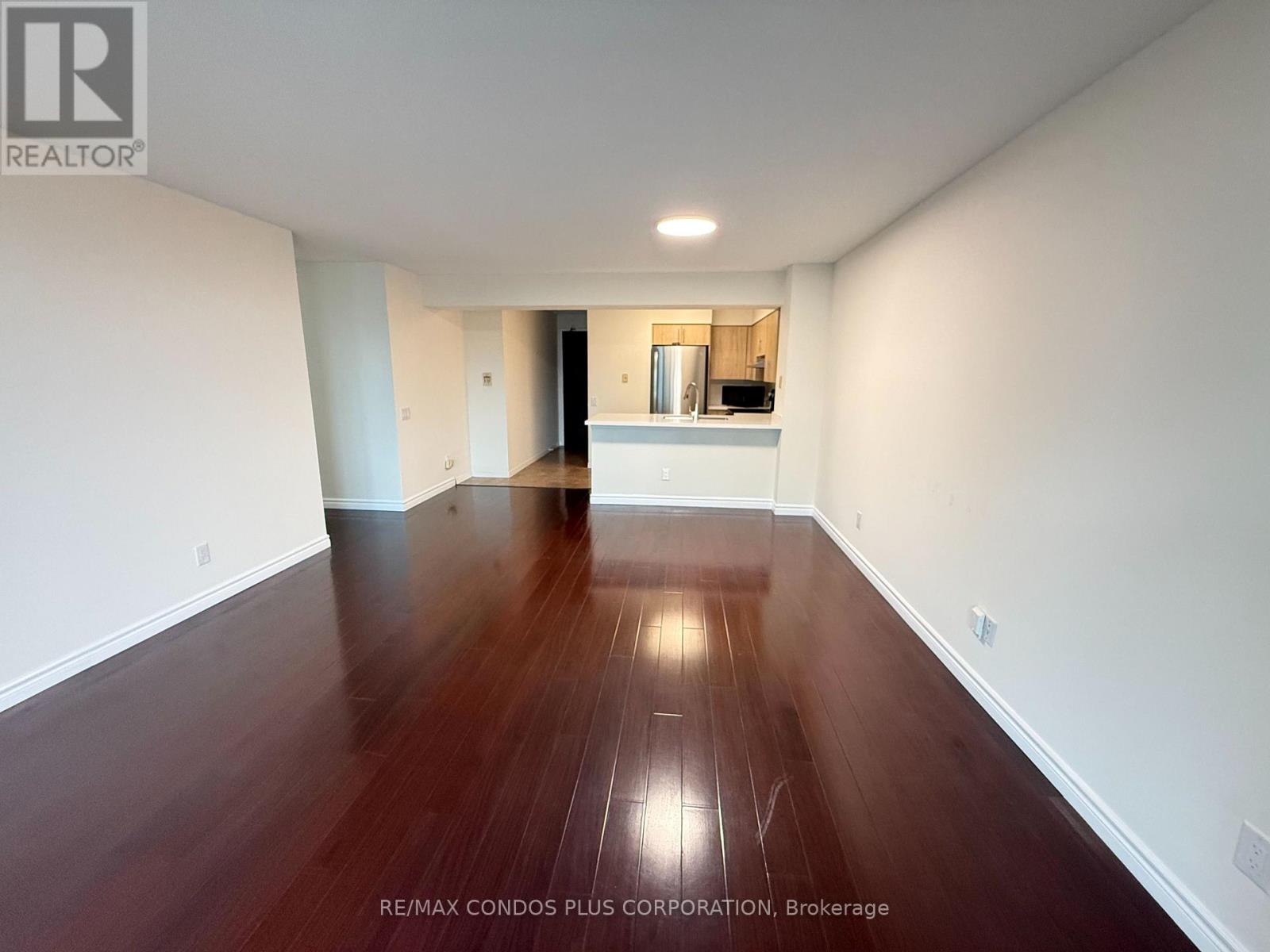 2506 - 750 Bay Street, Toronto, Ontario  M5G 1N6 - Photo 3 - C13639200