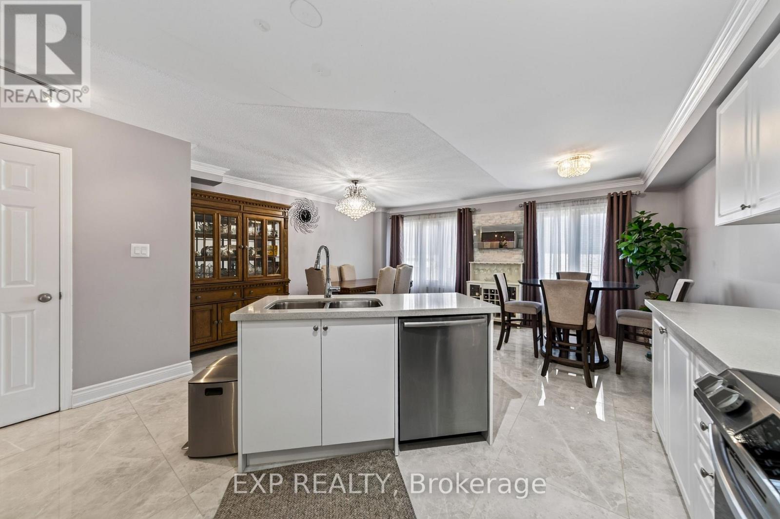 3 Baffin Court, Richmond Hill, Ontario  L4B 4J6 - Photo 12 - N13647284