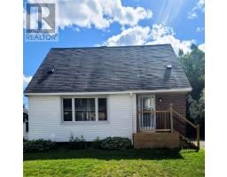 135 Dieppe AVE, Elliot Lake, Ontario