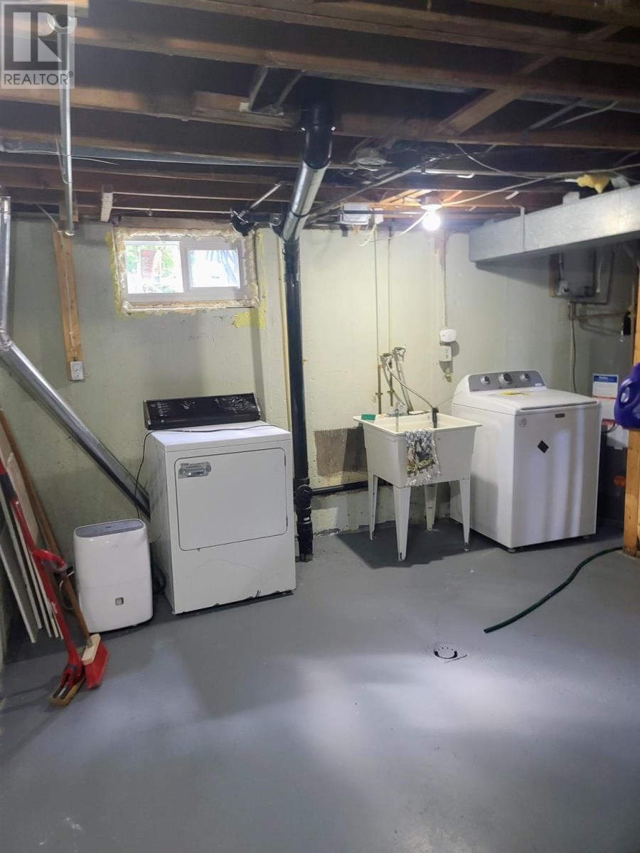 135 Dieppe Ave, Elliot Lake, Ontario  P5A 1H6 - Photo 15 - SM261603