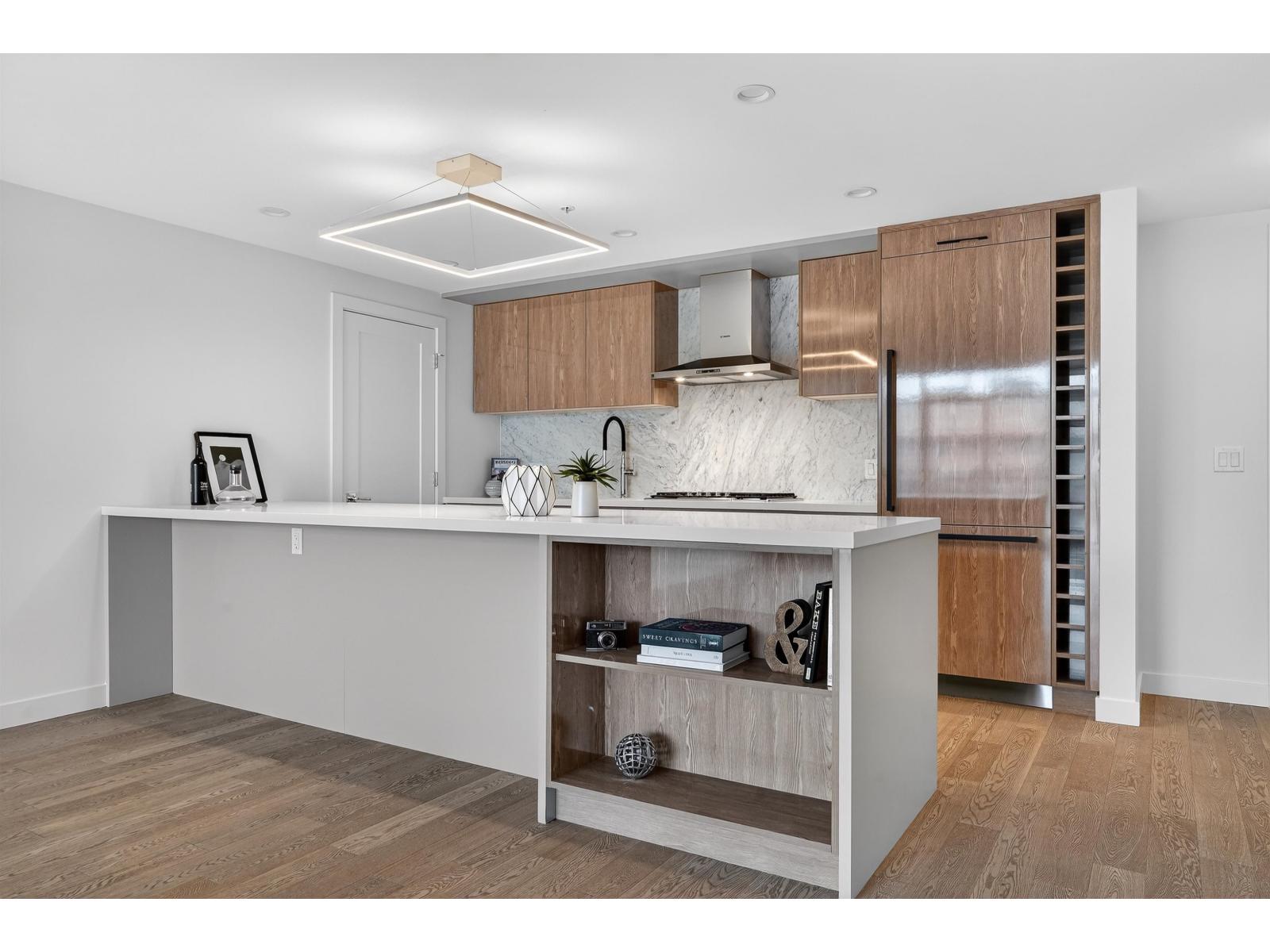 415 1526 Finlay Street, White Rock, British Columbia  V4B 4L9 - Photo 3 - R3153673