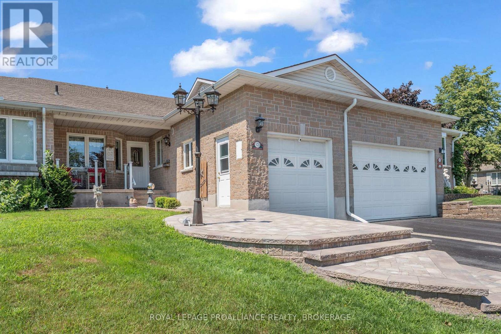 523 TRIMBLE GATE, Kingston, Ontario