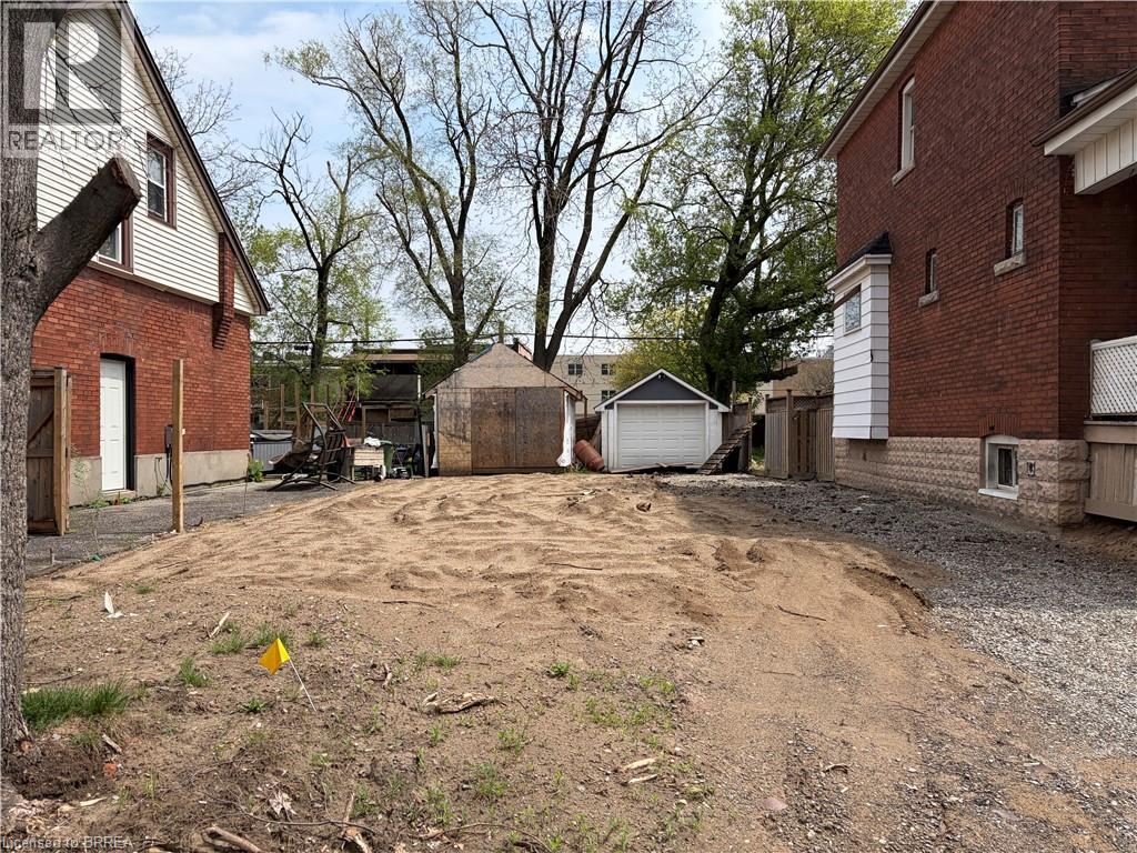 18 Tuxedo Avenue N, Hamilton, Ontario  L8H 4P5 - Photo 2 - 40854214