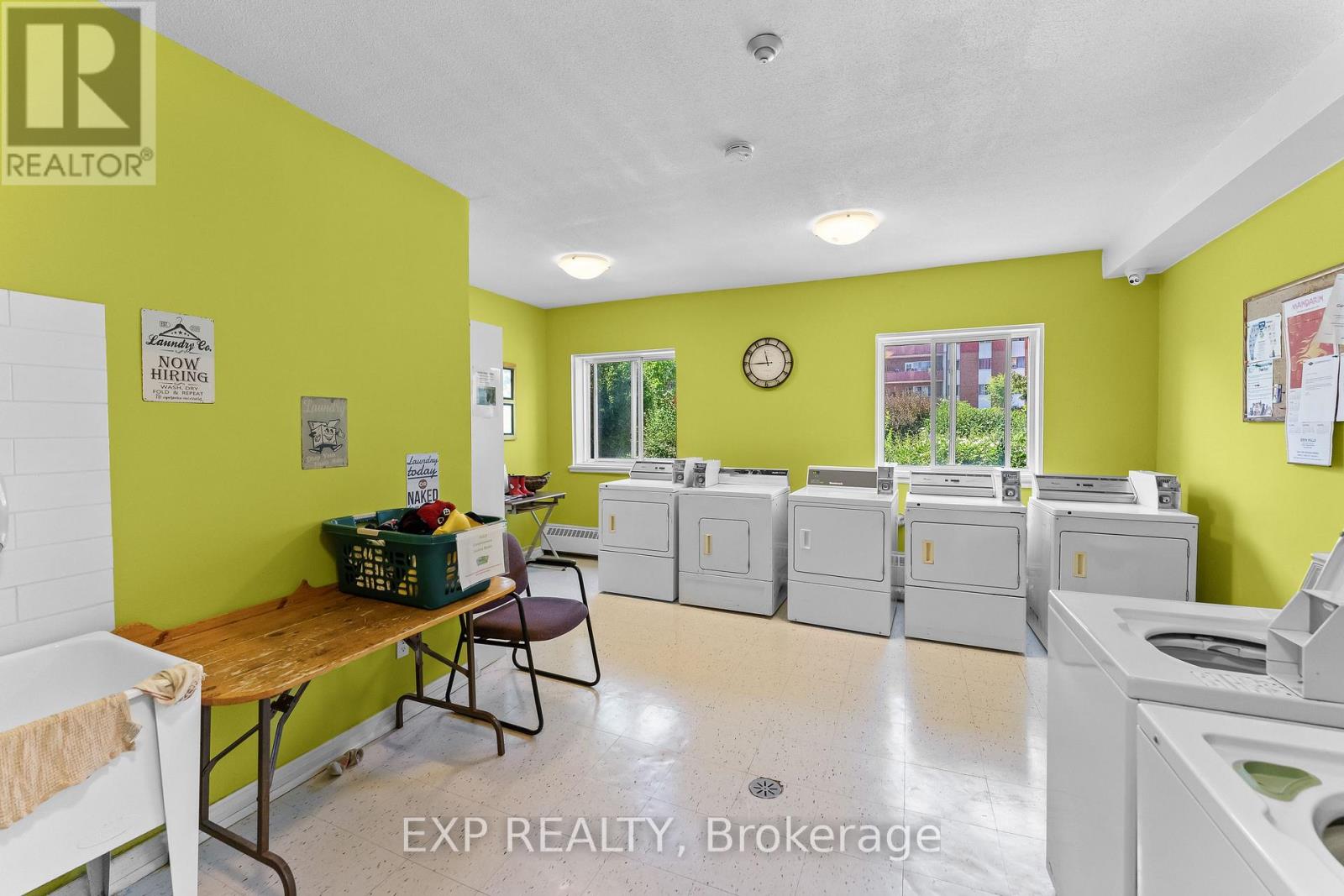 403 - 2485 Woking Crescent, Mississauga, Ontario L5K 1Z6 - Photo 28 - W13650540
