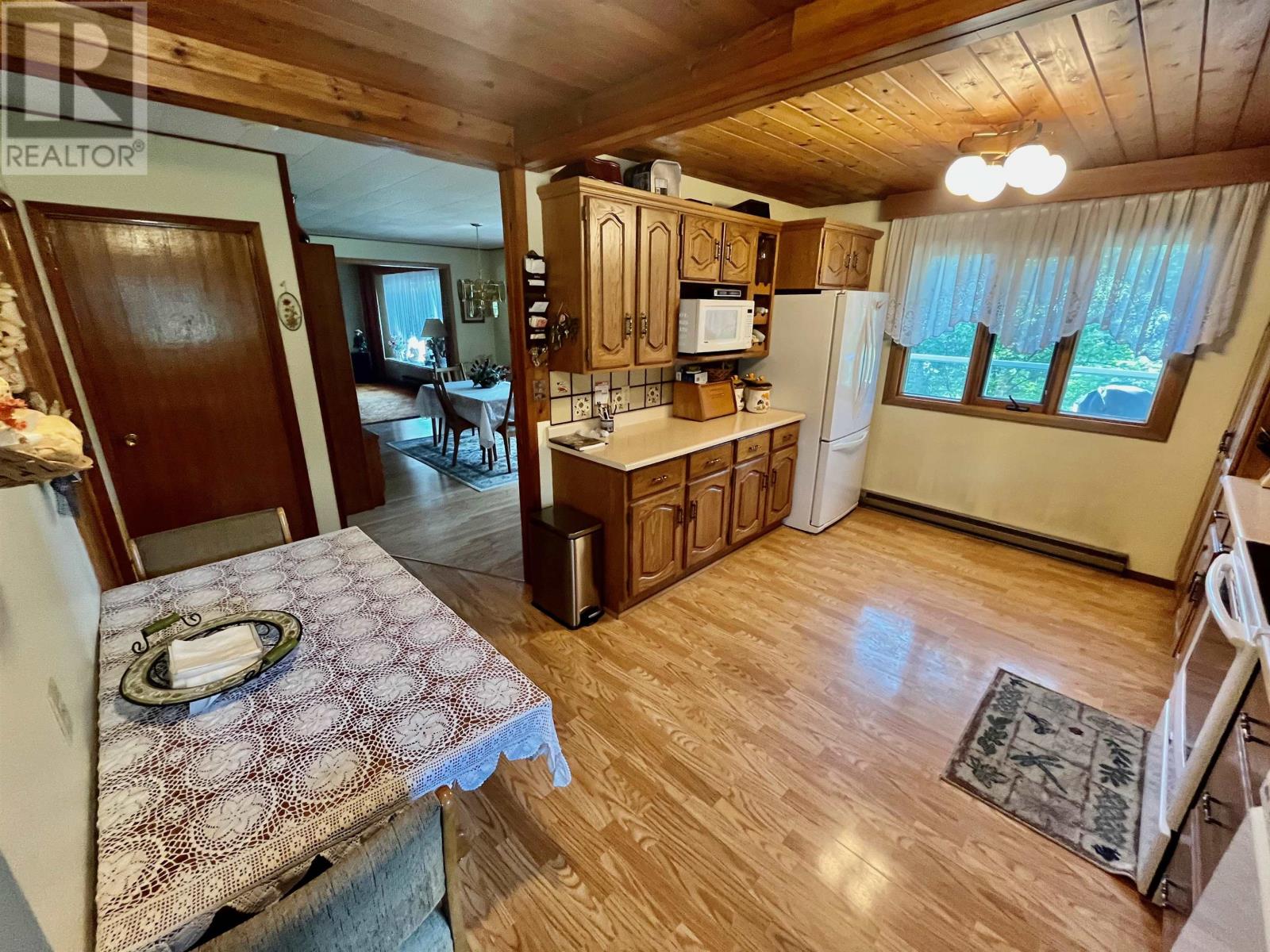 71 Lakeview Rd, Dryden, Ontario  P8N 2Y4 - Photo 4 - TB2602275