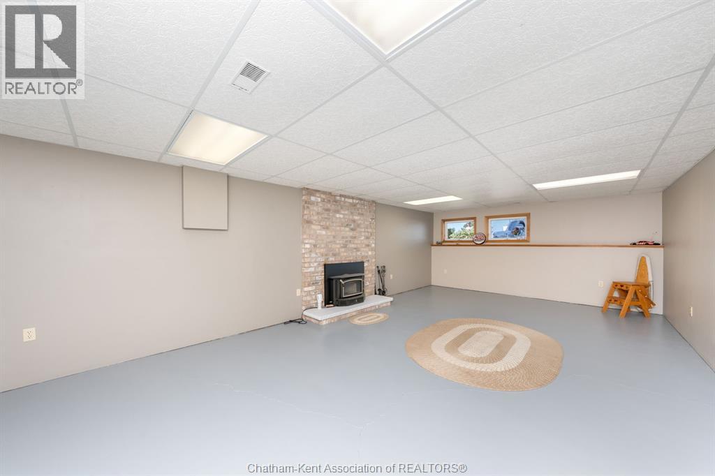 1270 Mandaumin Road, Dawn-Euphemia, Ontario  N0P 2M0 - Photo 34 - 26018640