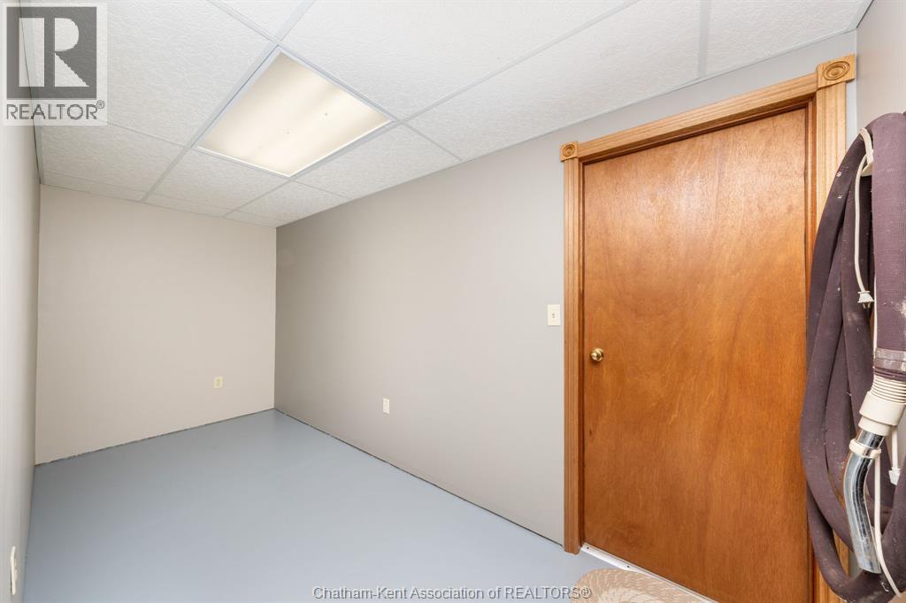 1270 Mandaumin Road, Dawn-Euphemia, Ontario  N0P 2M0 - Photo 38 - 26018640