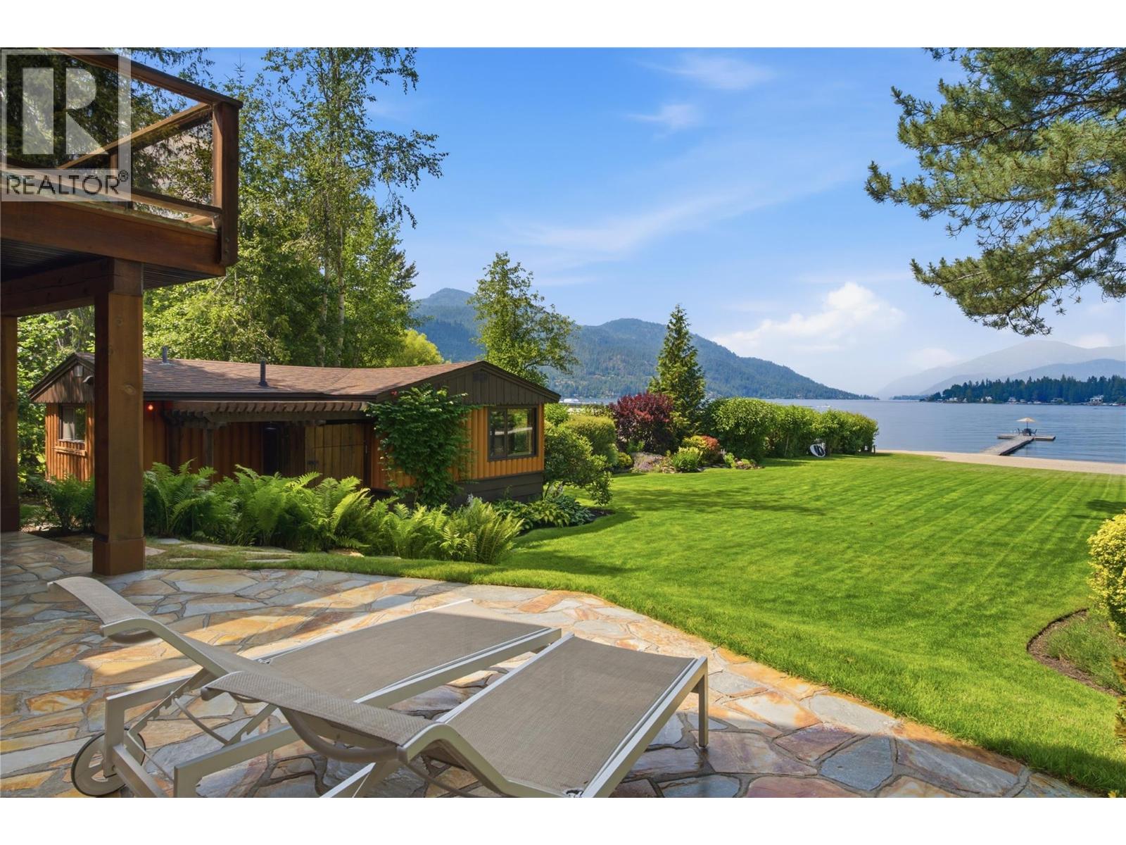 102 Sandner Road, Christina Lake, British Columbia  V0H 1E0 - Photo 3 - 10394018