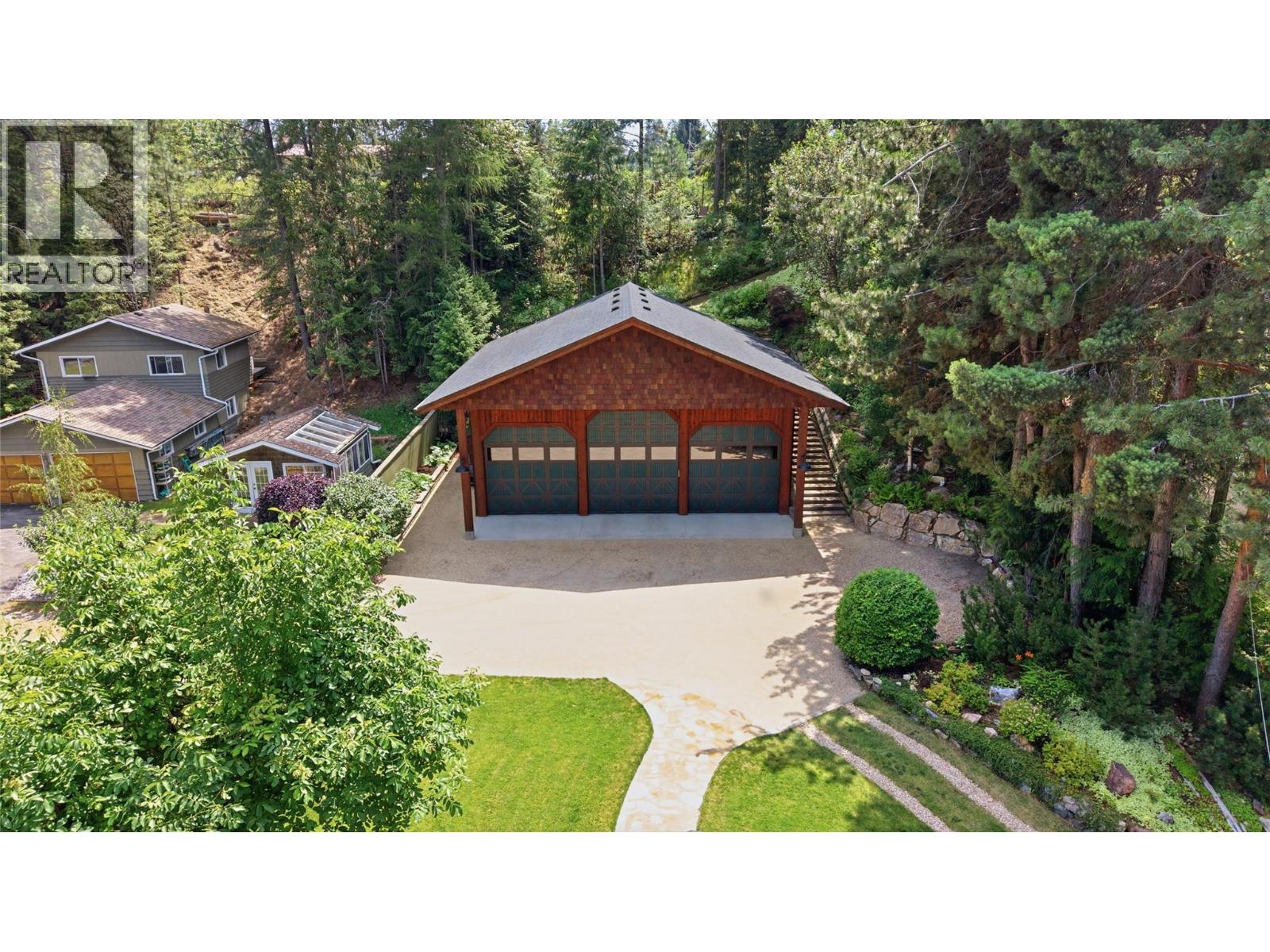 102 Sandner Road, Christina Lake, British Columbia  V0H 1E0 - Photo 8 - 10394018