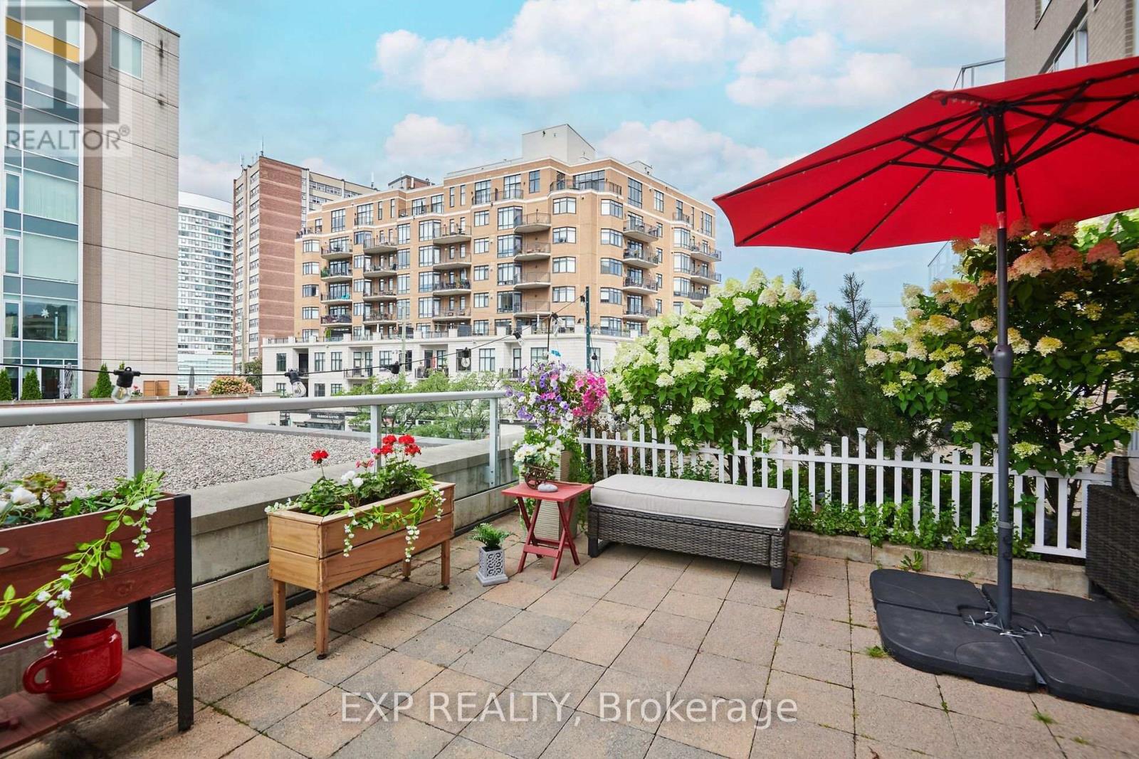203 - 575 BYRON AVENUE, Ottawa, Ontario