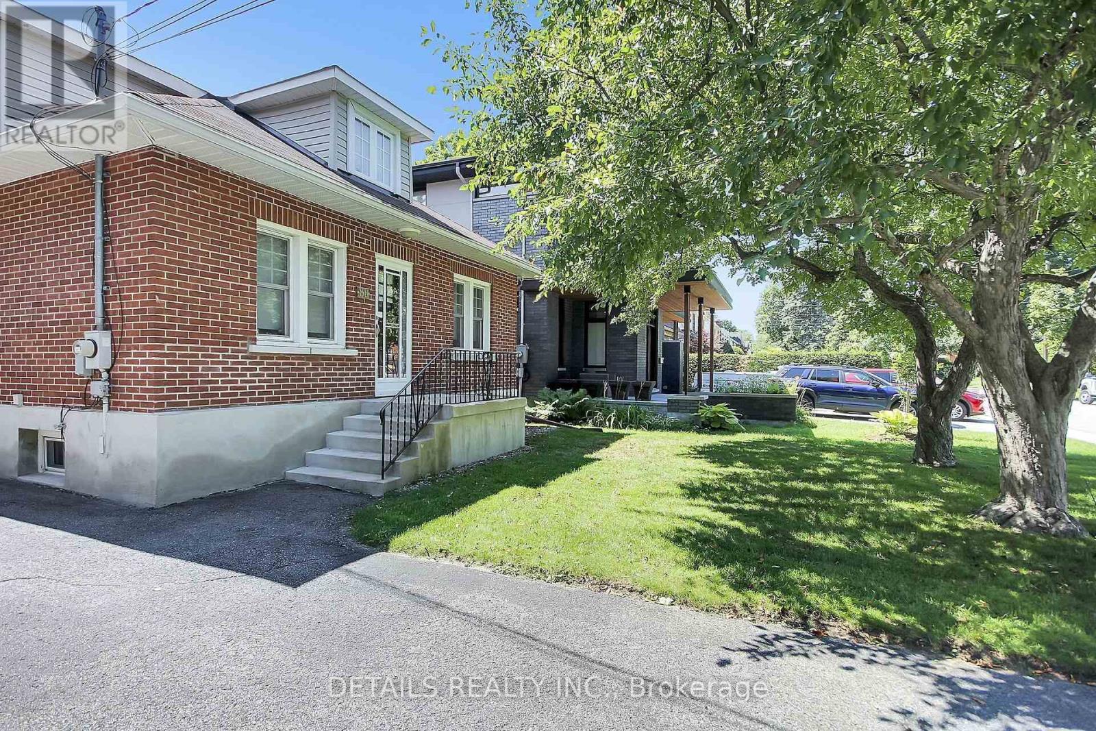 88 HELENA STREET, Ottawa, Ontario